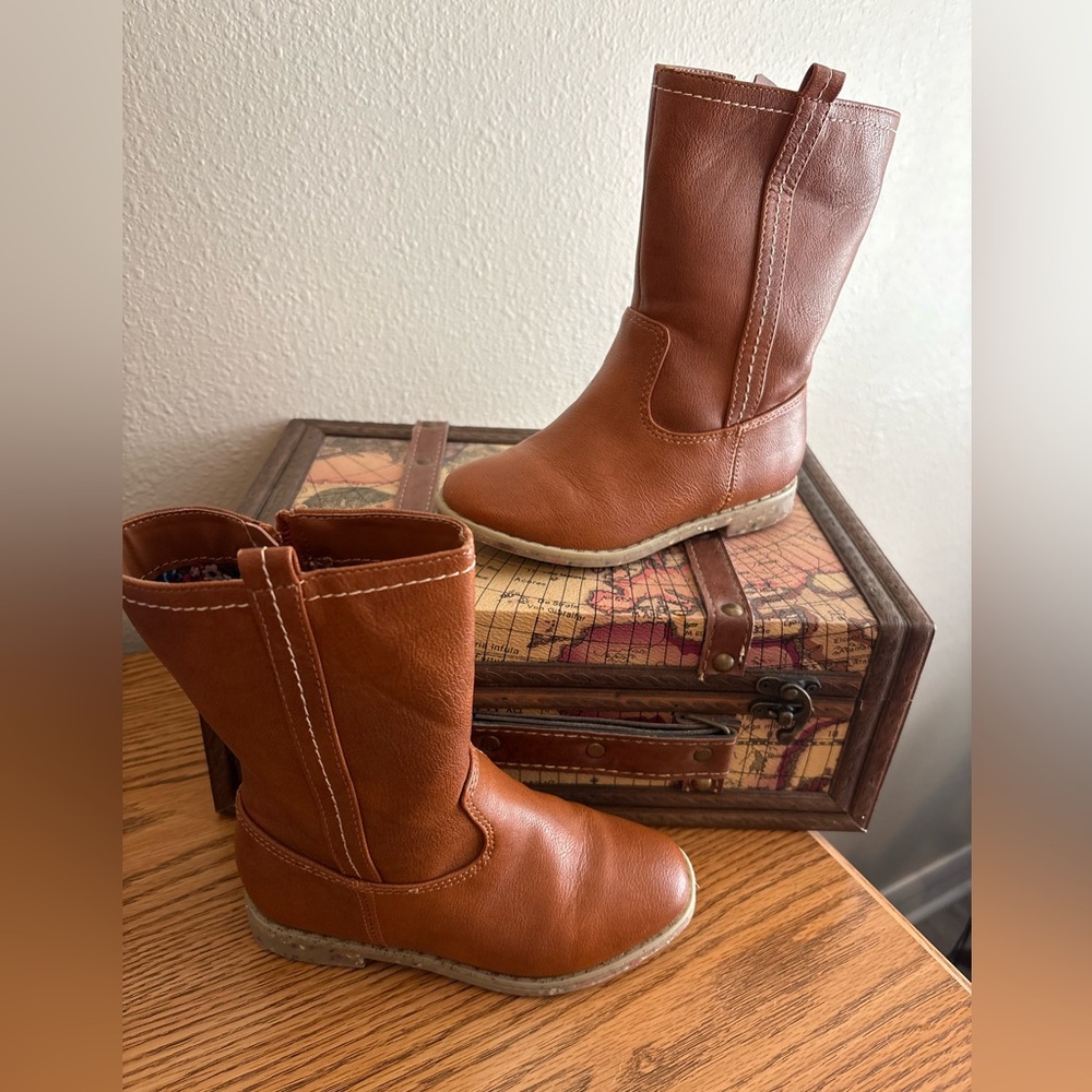 🤠Kid’s Cat & Jack Brown Boots